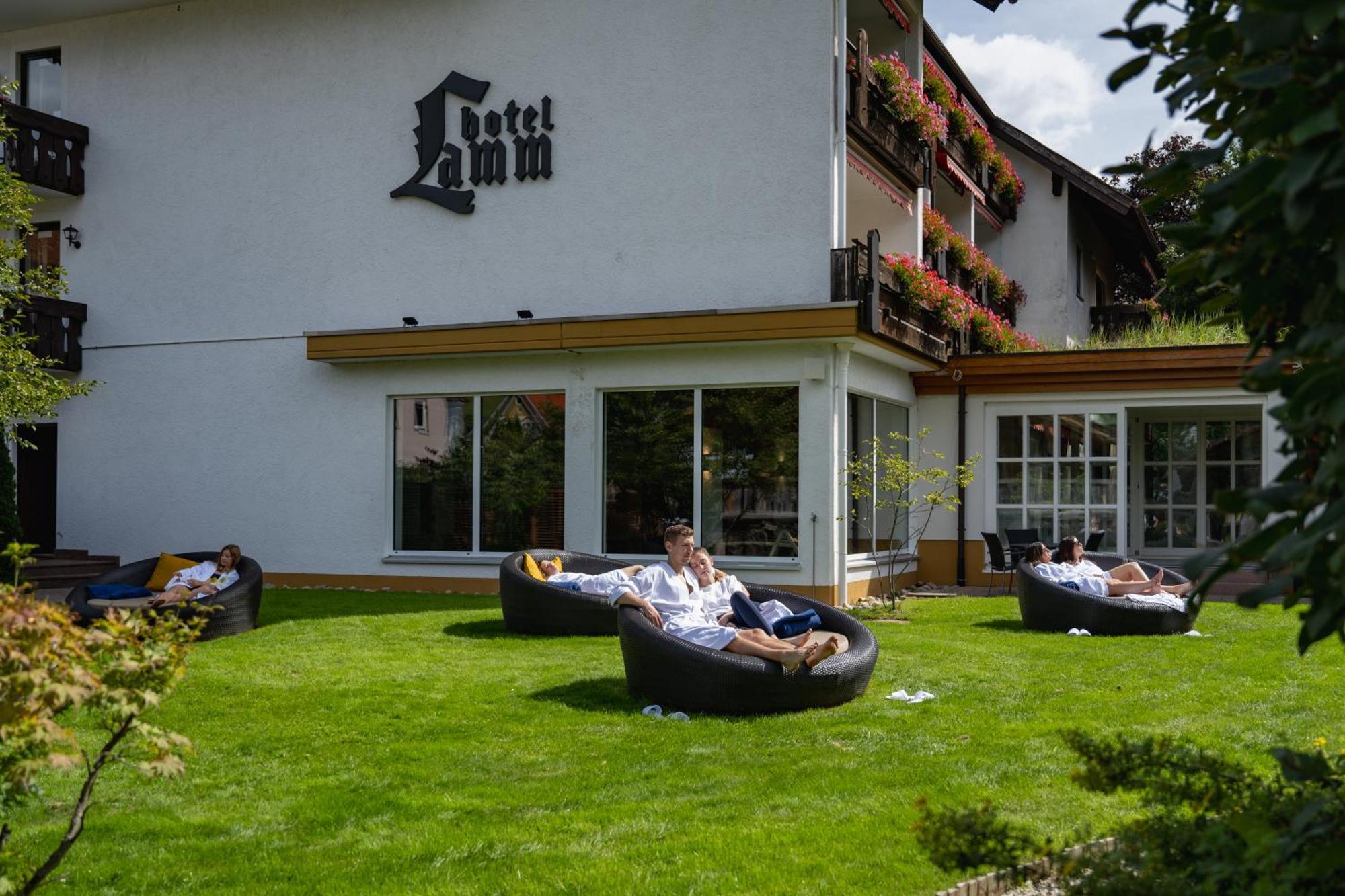 Hotel Lamm Baiersbronn Mitteltal Exterior foto
